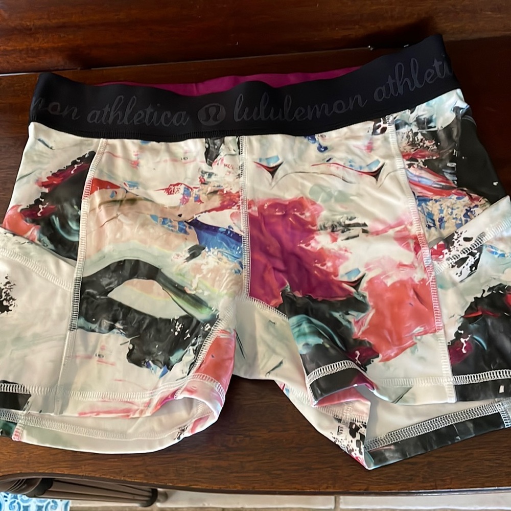 Lululemon shorts- size 8